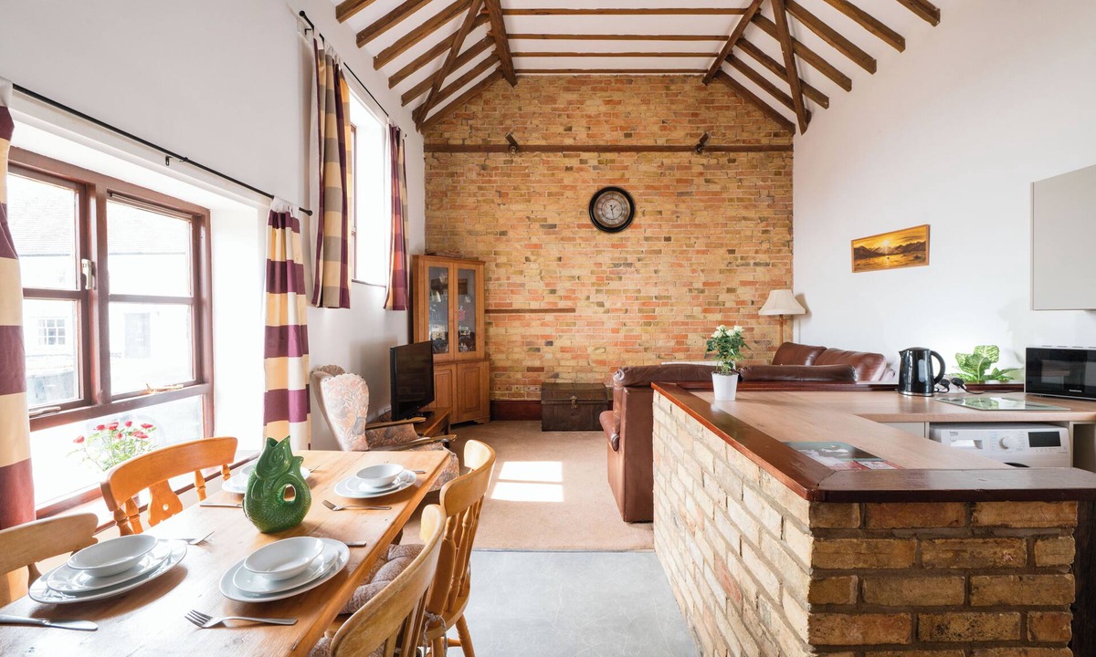 Bedford House | Cottage 2 at Scald End farm