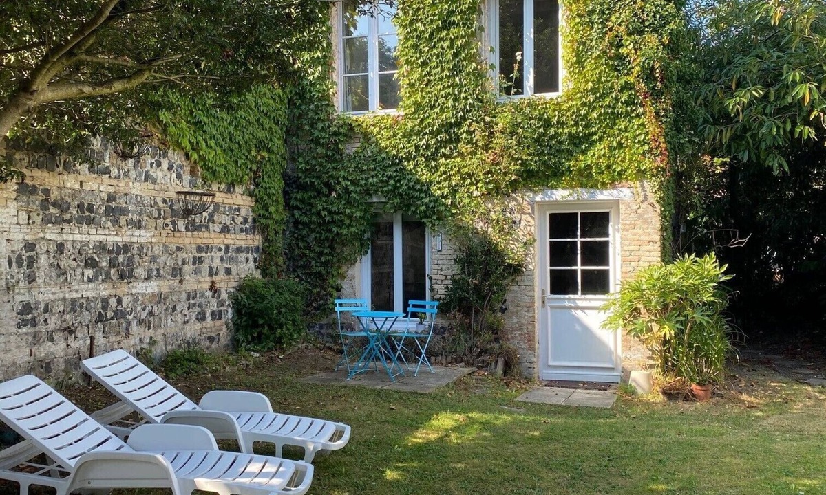 Saint-Martin-du-Littoral Cottage | Cottage 2 bedrooms