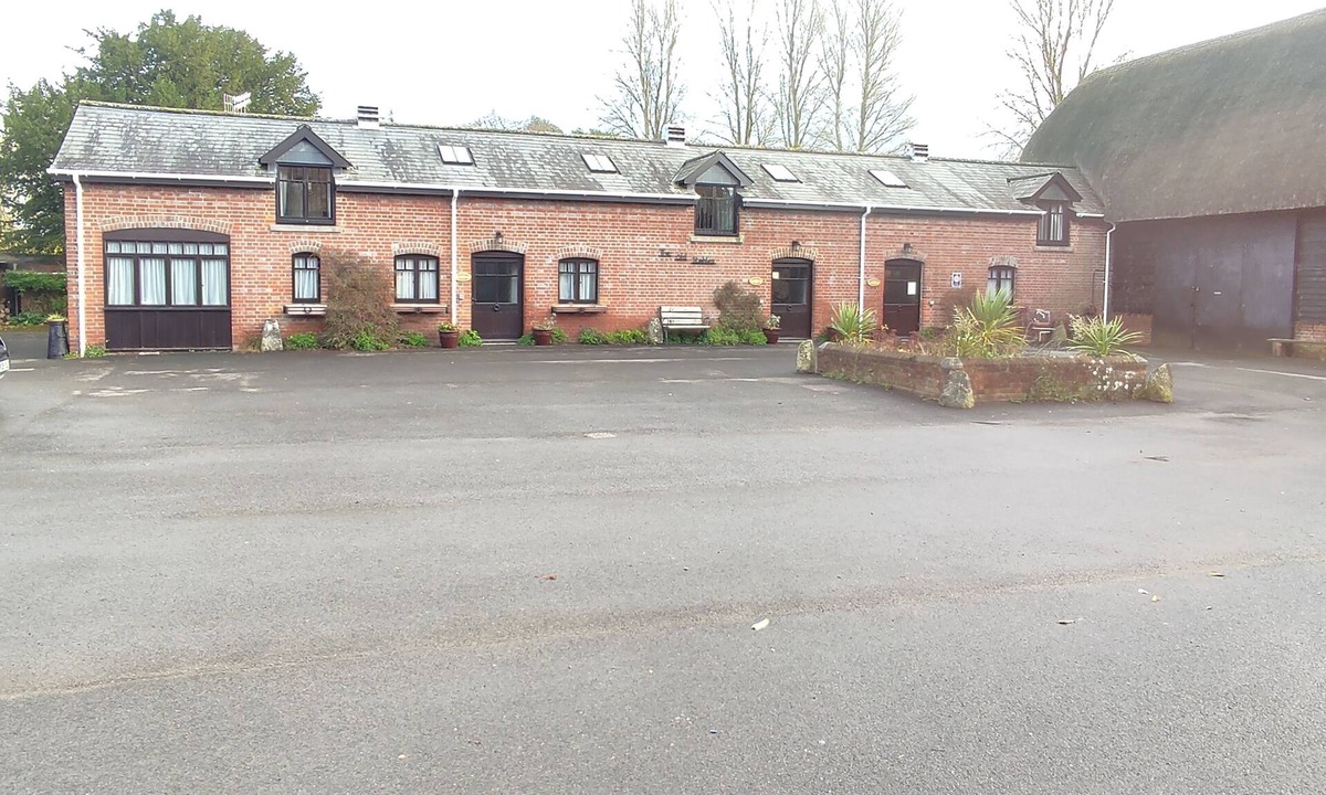 Britford Cottage | Cottage 2 - Three Bedroom Cottage