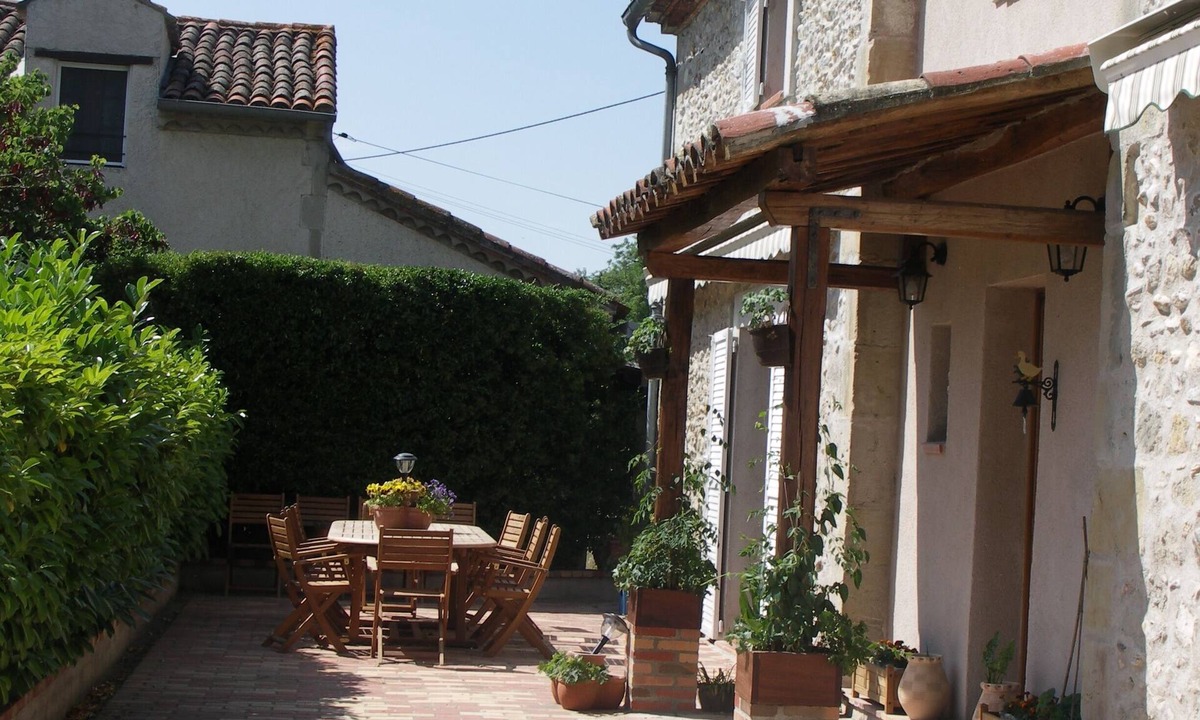 Labruguiere Cottage | Cottage 2 to 4 people at the foot of the Black Mountain