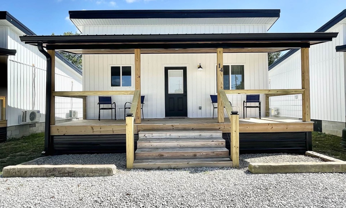 Farmers Cottage | Cottage at Cave Run