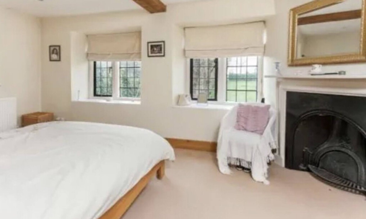 Melksham Cottage | Cottage at Shaw