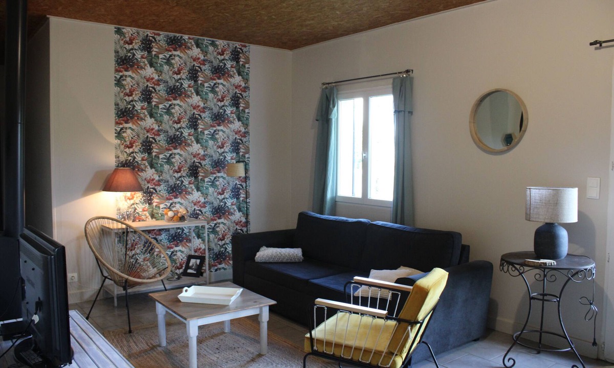 Bourgueil Cottage | Cottage between Loire, vineyard and castles