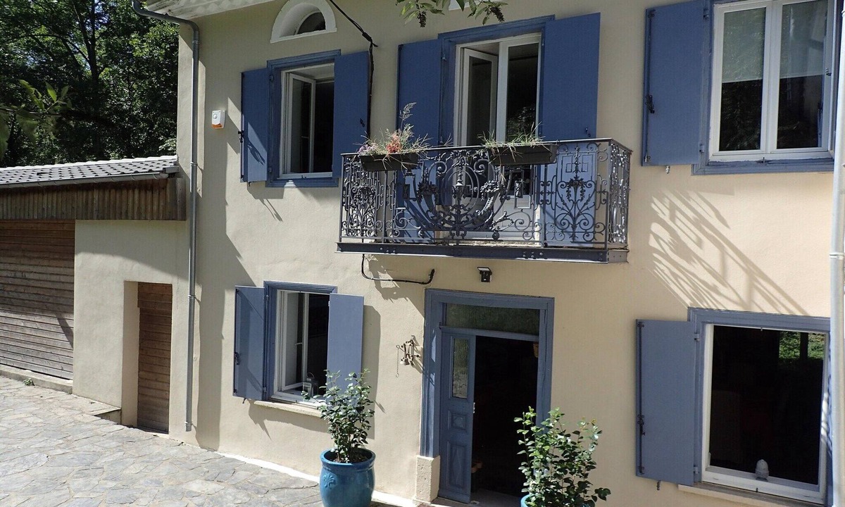 Caudebronde House | Cottage by River with Spa near Carcassonne