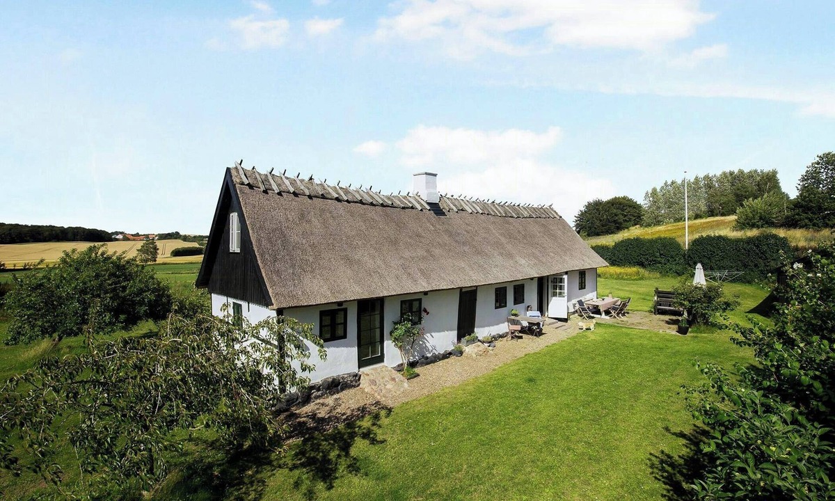 Svebolle House | Cottage charm near Svebølle amidst fields