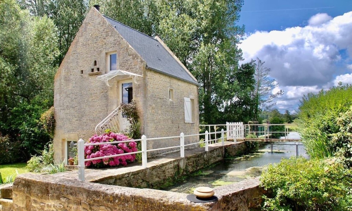 Vienne-en-Bessin House | Cottage d'Exception by Melrose