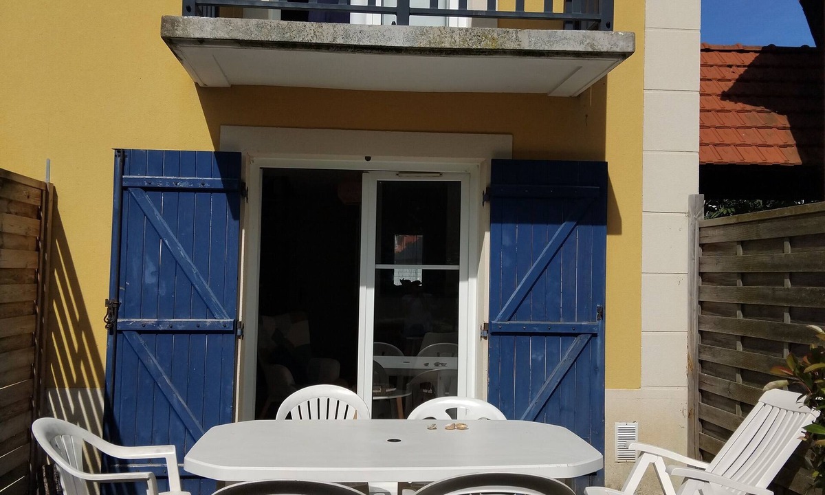 Dives-sur-Mer Cottage | Cottage-Dives sur Mer-5min from the beach-heated pool-4/5 pers