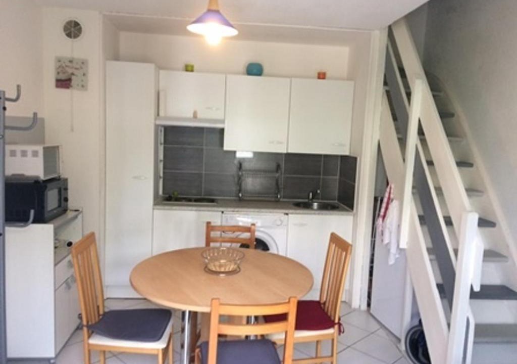 Villers-sur-Mer Apartment | Cottage en duplex à deux pas de la mer avec jardin - FR-1-712-24