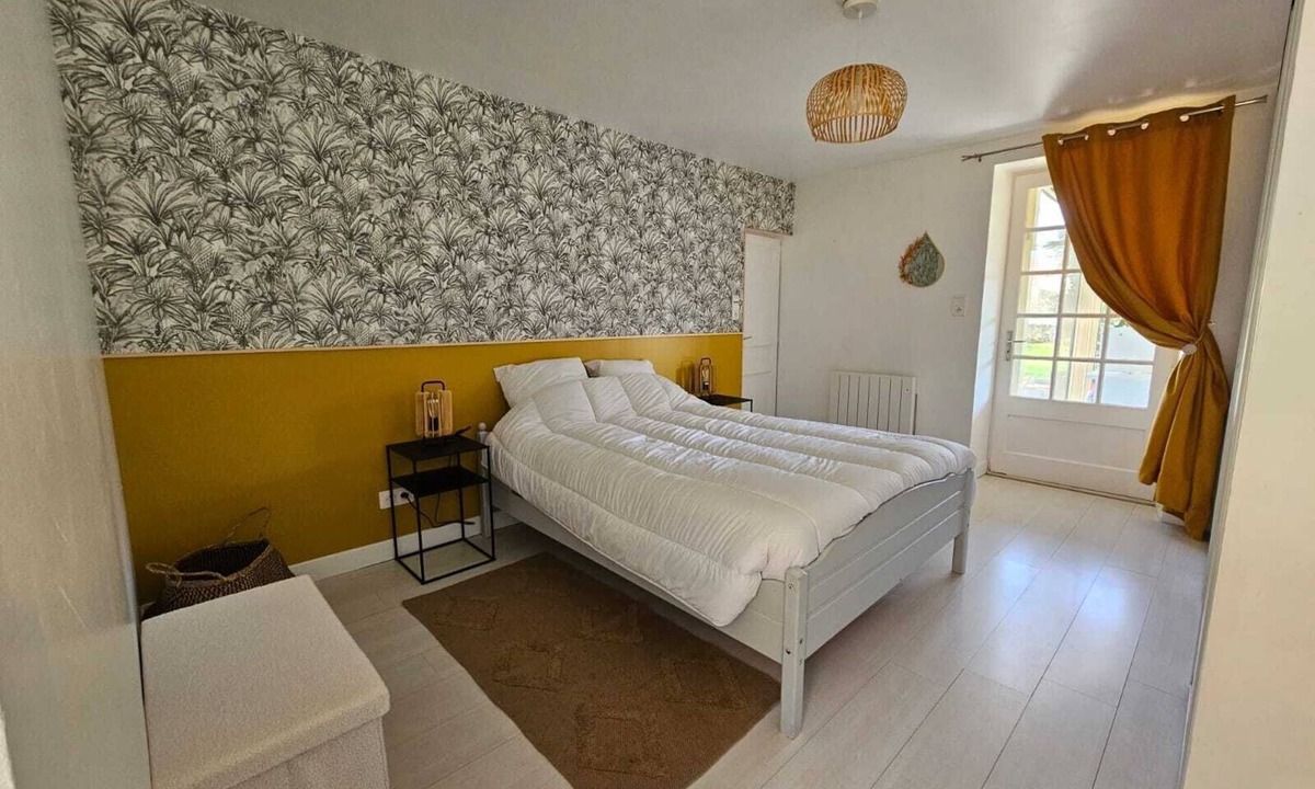 Peault House | Cottage for 4 to 6 persons + private jacuzzi