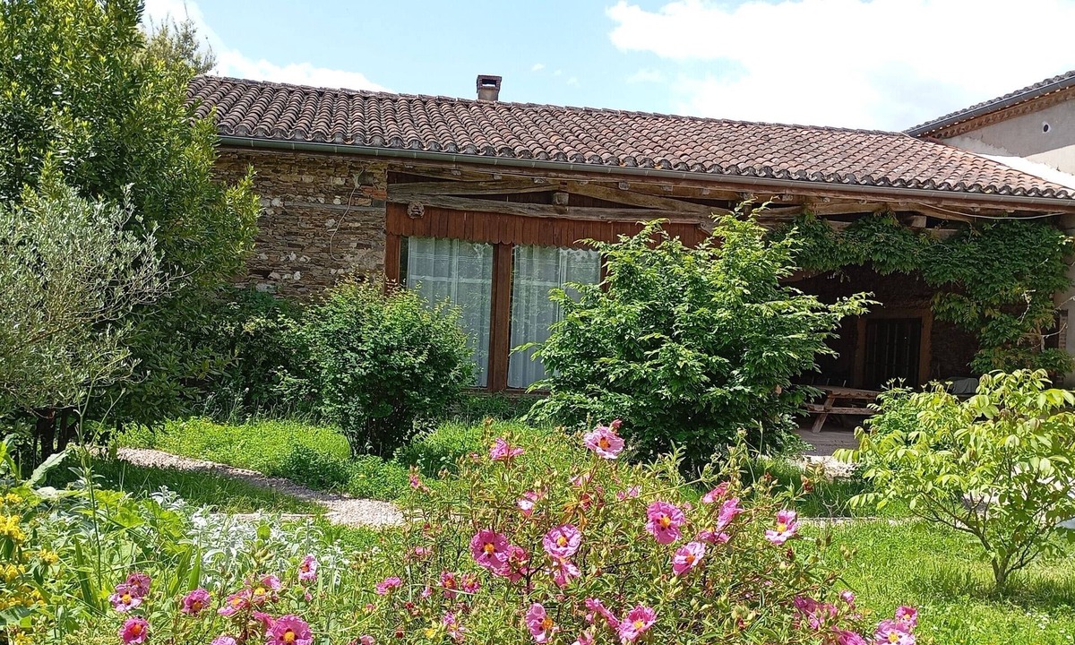 Andouque House | Cottage for 6 People in the Tarn Countryside