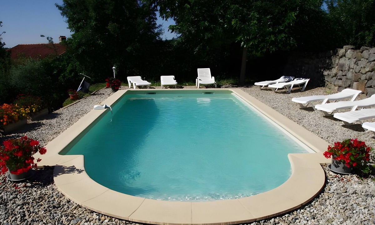 Largentiere Cottage | Cottage 'Gite Du Mas St Esprit Avec Piscine' with Private Pool, Wi-Fi and Air Conditioning