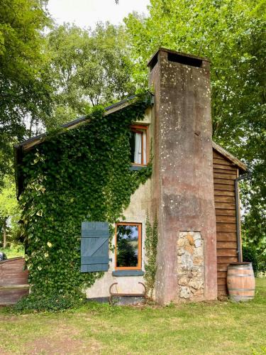 Limesy House | Cottage In Château Grounds Near Rouen