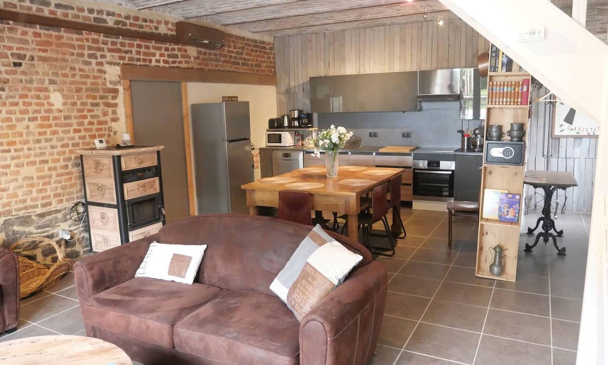 Flines-les-Mortagne Cottage | Cottage in a renovated stable with private garden, air conditioning, parking, WIFI
