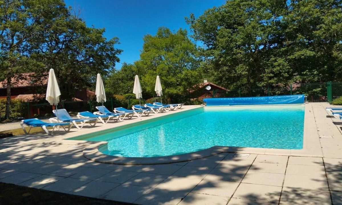 Lachapelle-Auzac Cottage | Cottage in Lachapelle-Auzac with Pool
