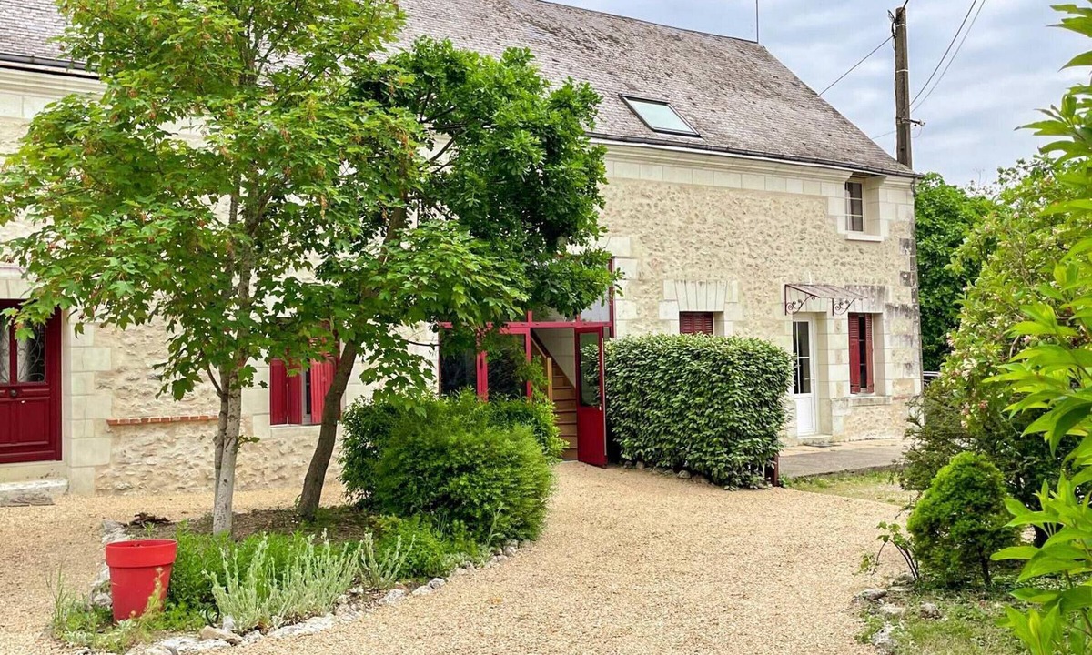 Luzille Cottage | Cottage in Luzillé with private garden and air conditioning