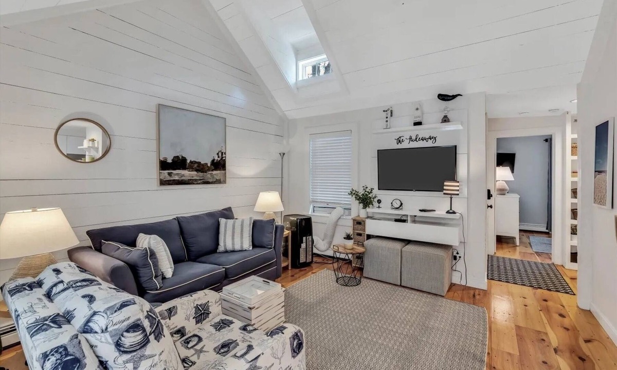 Mashpee Cottage | Cottage in Maushop Village.