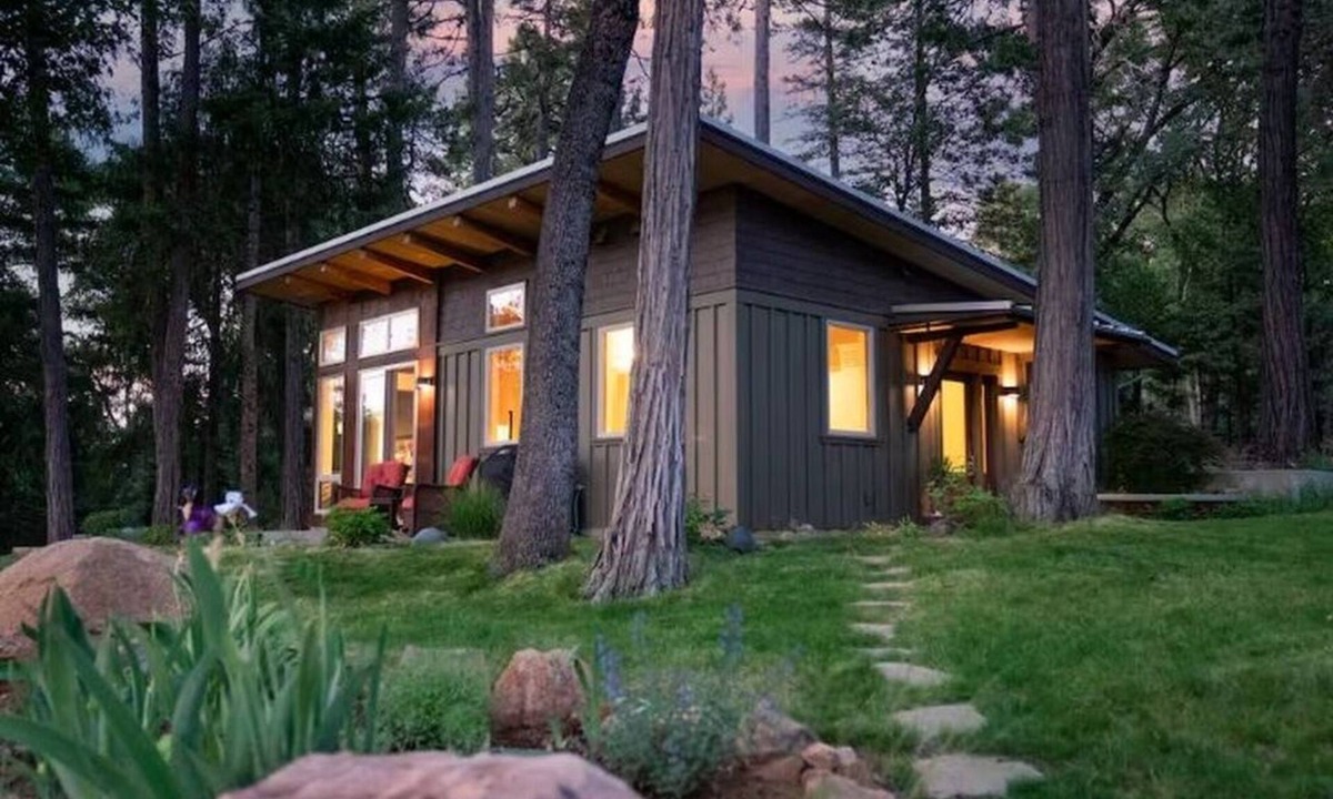 Nevada City Cottage | Cottage in the Cedars