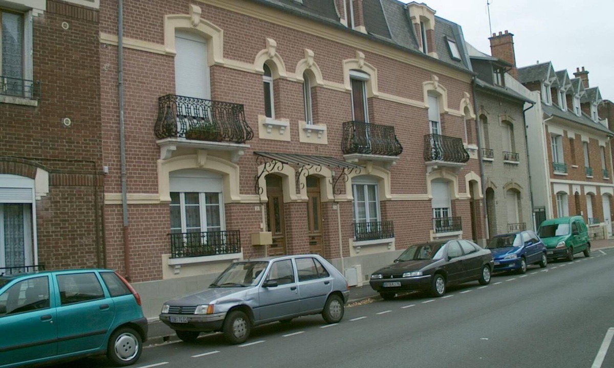 Chauny Apartment | cottage in the city center 5 minutes from the train station