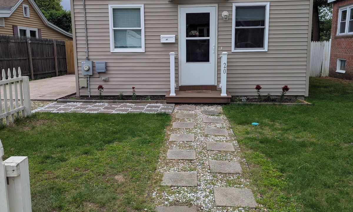 Warwick House | Cottage in Warwick