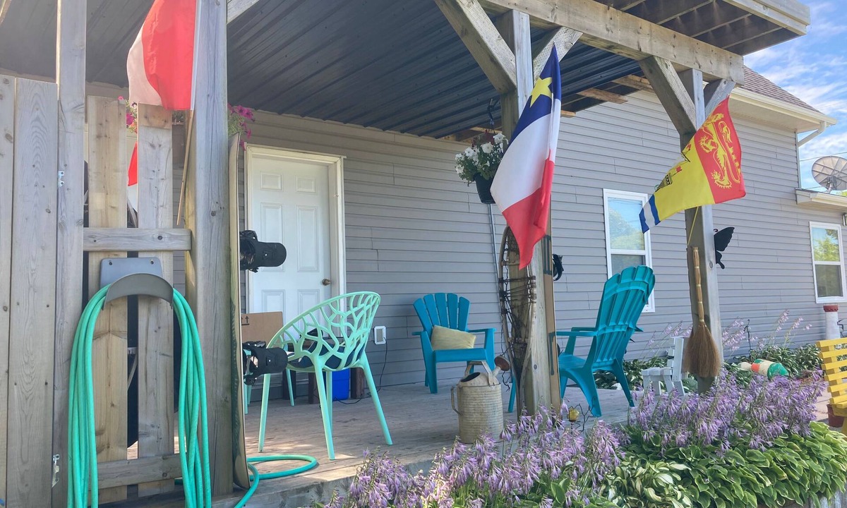 Shediac Cottage | Cottage Jasmine on the Shediac Bay With hot tub