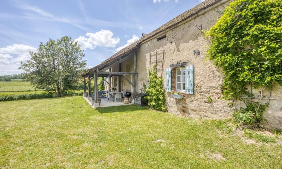 Poil House | Cottage La Grenouillère