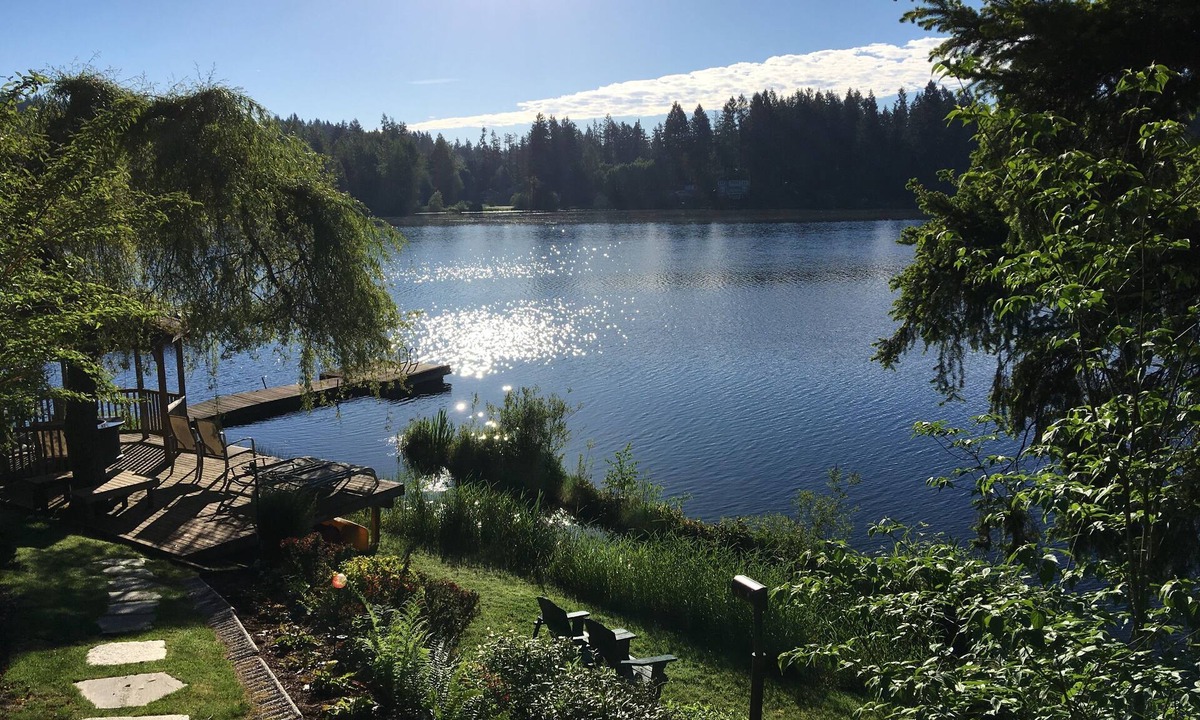 Woodinville Bed & Breakfast | Cottage Lake Bed and Breakfast