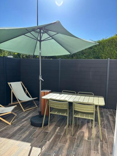 Beauvais House | Cottage Larris - proche Aéroport - navette Gare