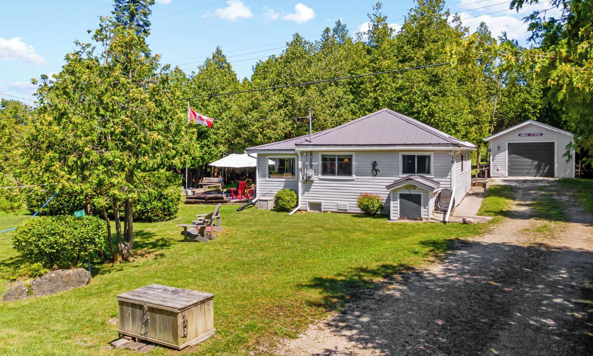 Northern Bruce Peninsula Cottage | Cottage ‘LUCA’