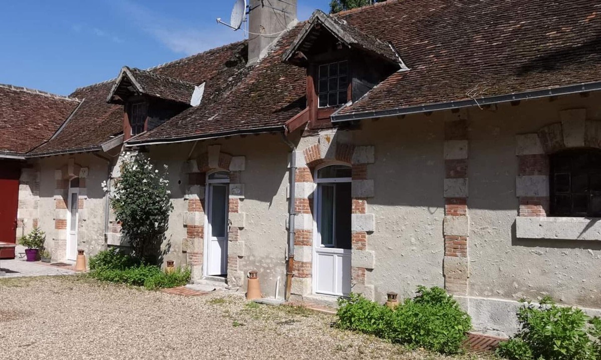 Huisseau-sur-Cosson Cottage | Cottage near Loire Castles