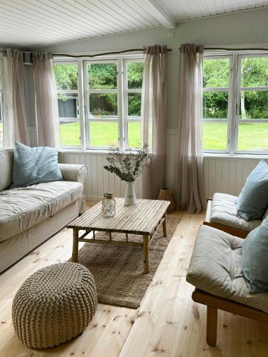 Hoensinge House | Cottage Near Beach Perfect For Families
