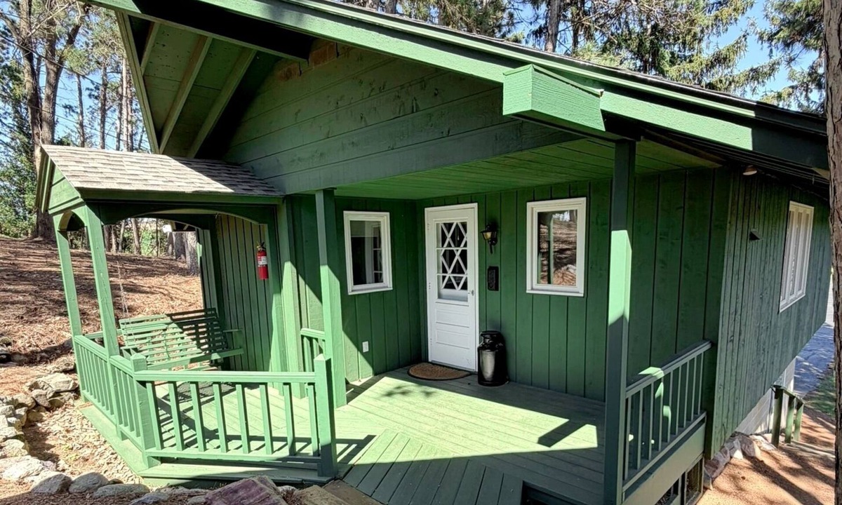 Baraboo Cottage | Cottage near Devils lake and Wisconsin Dells