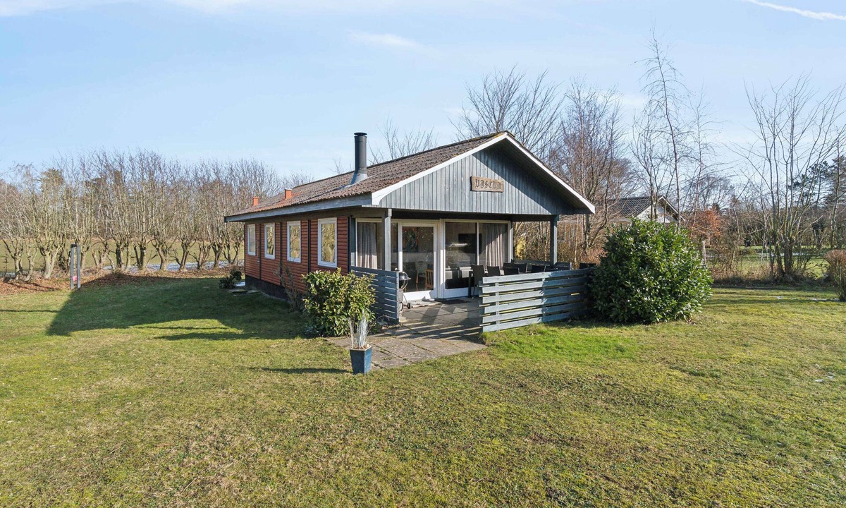 Arnager House | Cottage near idyllic peaceful sandy beach