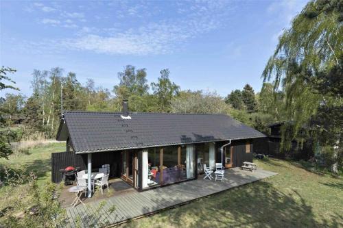 Rrvig House | Cottage On A Large Nature Plot By The Beach