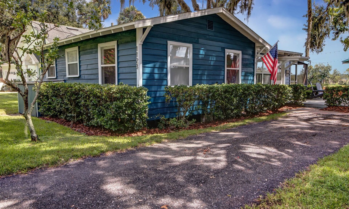 Lemon Bluff House | Cottage on the River
