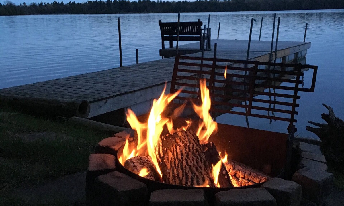 Colebrook Cottage | Cottage on Varty Lake - 25min from Kingston !