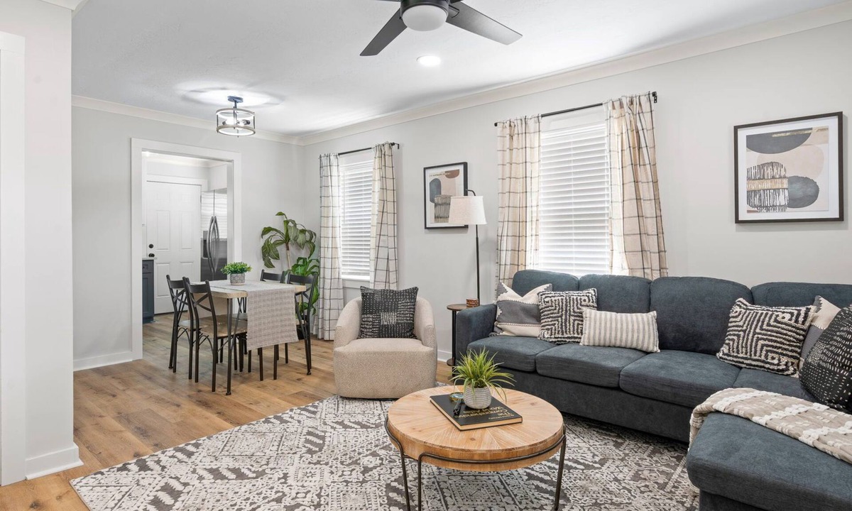 Laurel Cottage | Cottage Row: Mason