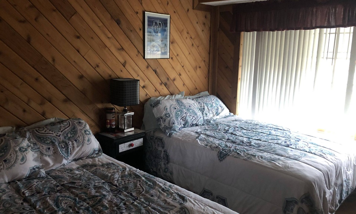 Sister Lakes House | Cottage - Sisters Lakes