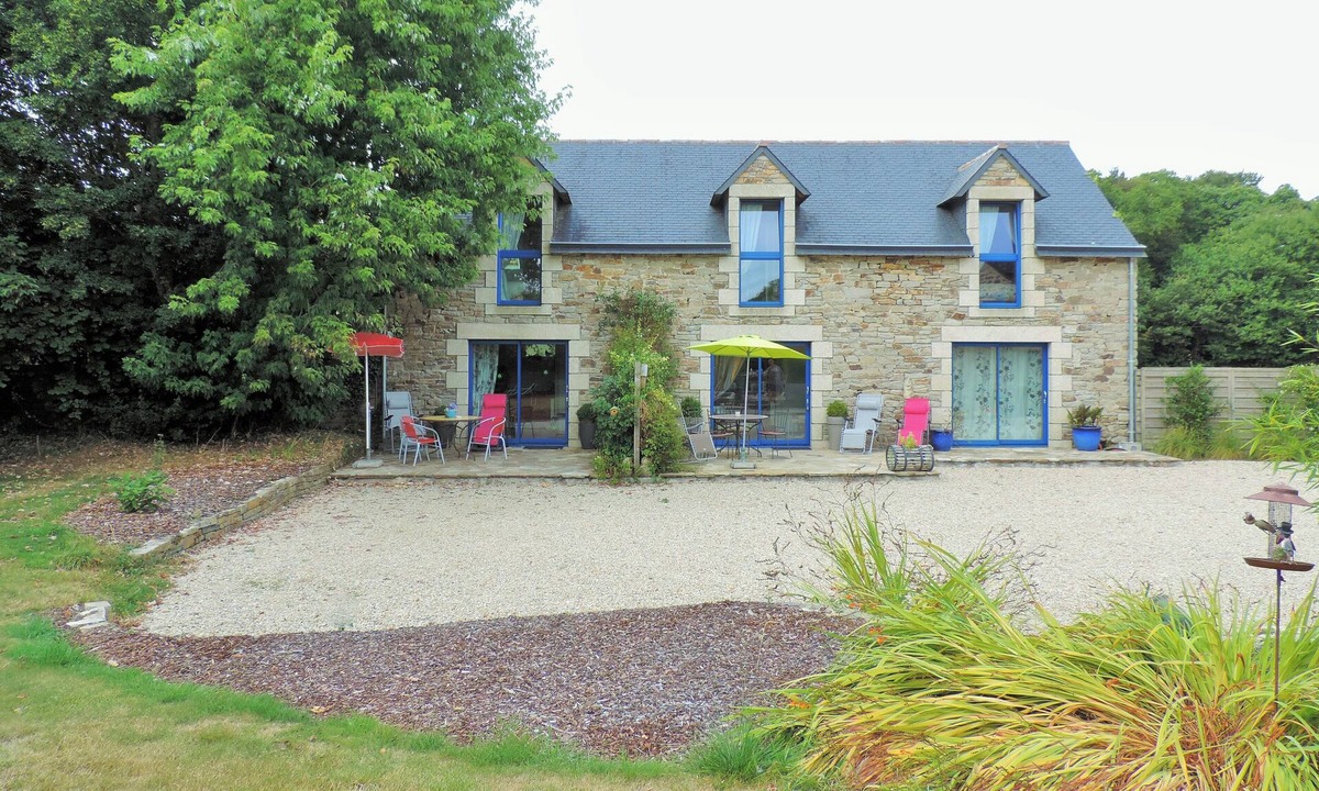 Riec-sur-Belon House | cottage swallows