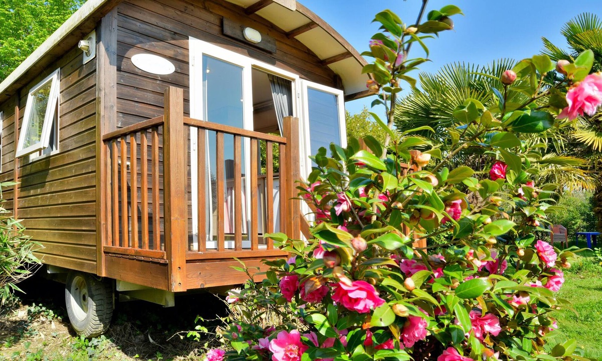 Baguer-Morvan Cottage | Cottage Tilleul for 2 people equipped with all com