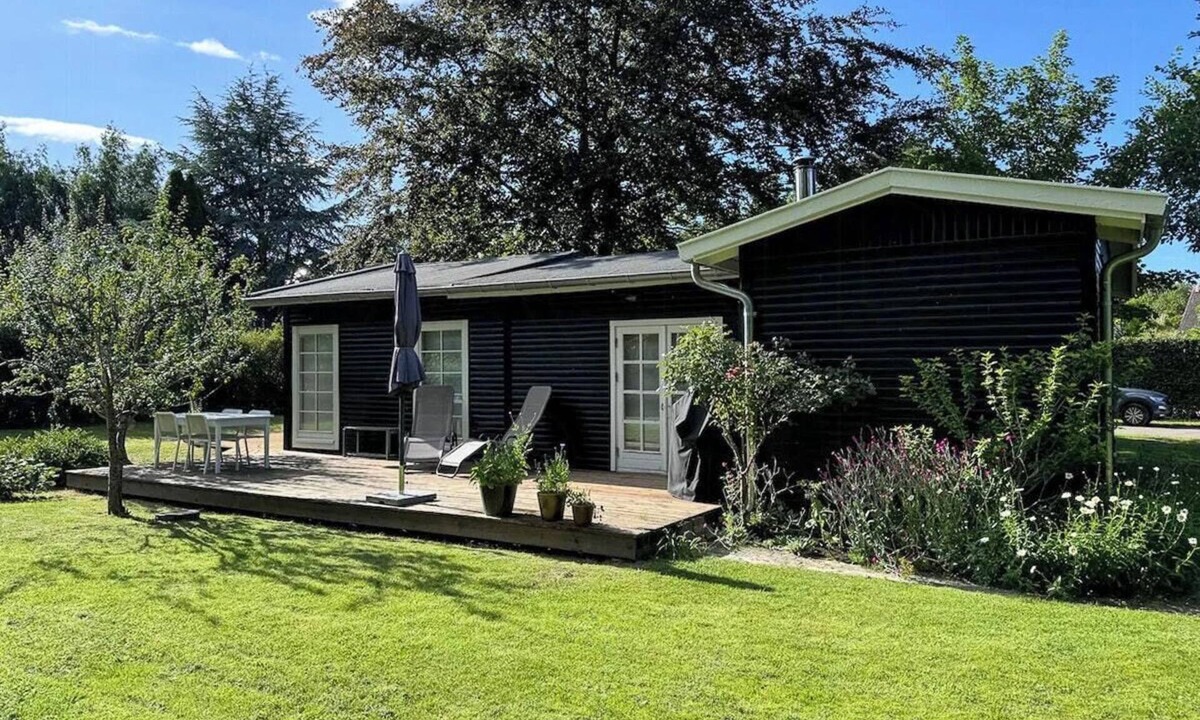 Udsholt House | Cottage with beach path near Gilleleje