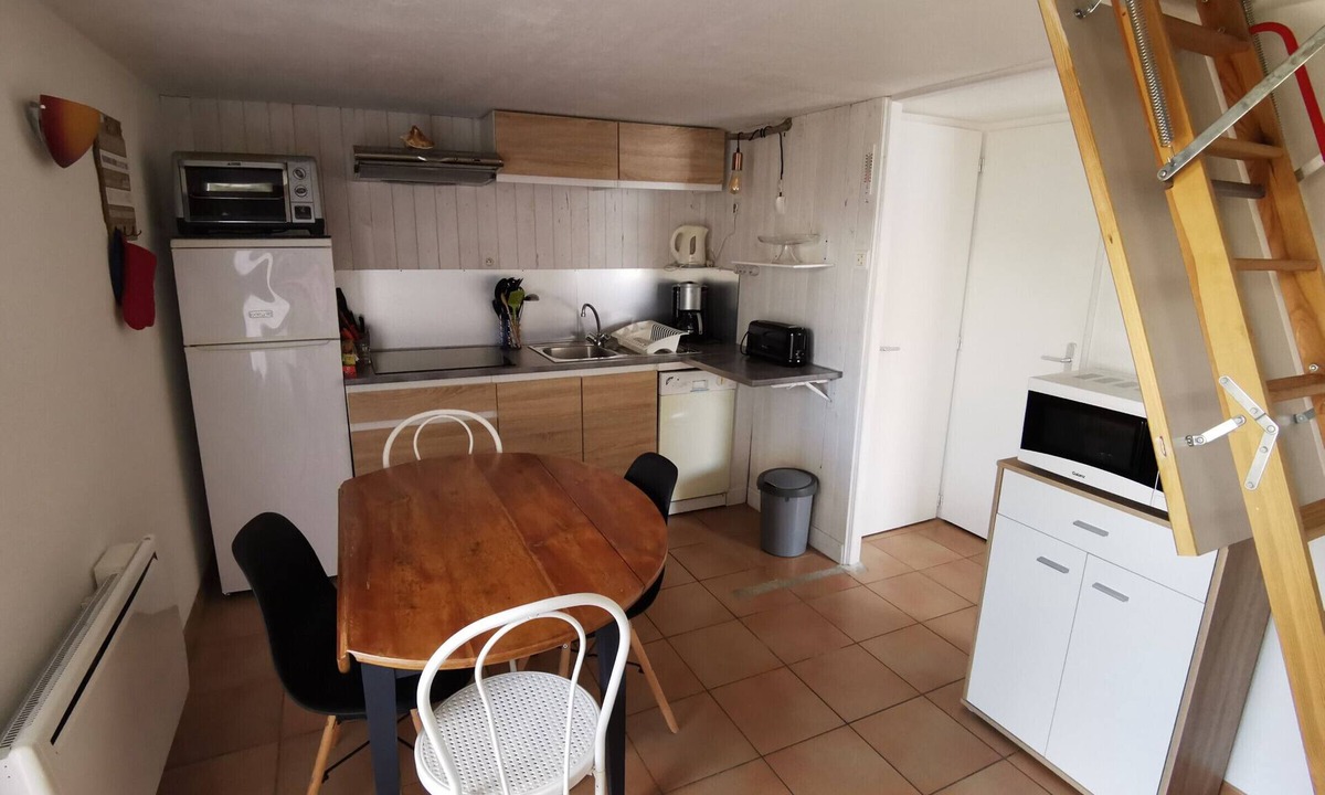 La Tranche-sur-Mer House | Cottage with pool and parking, near the beach