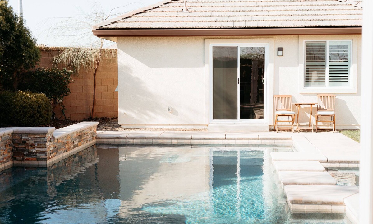 Lodi Cottage | Cottage with Full Kitchen, Private Pool & Sauna, Steps from Lodi Wineries!