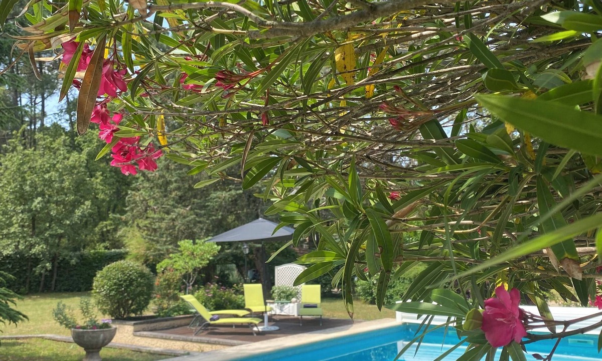 Roussillon Cottage | Cottage with pool in ROUSSILLON