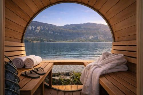 Conjux House | Cottage With Sauna By Lake Bourget