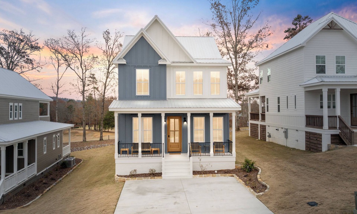 Guntersville House | Cottages at Gunters Landing