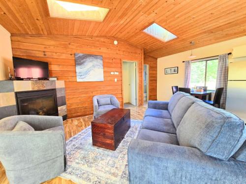 Little River Hotel | Cottages at Little River Cove