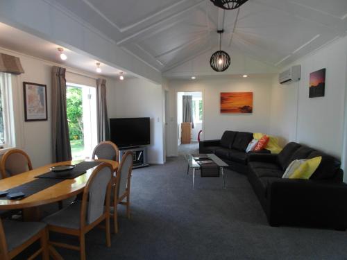 Havelock North House | Cottages On St Andrews