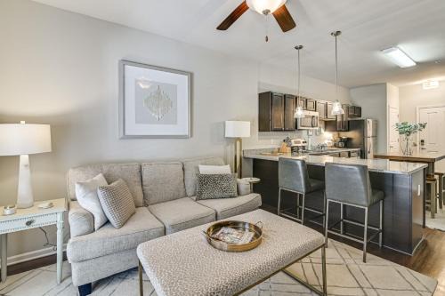 Starkville House | Cotton District Condo: Walkable Spot for Game Day!