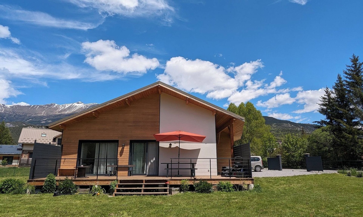 Barcelonnette Villa | Coulenguiou House