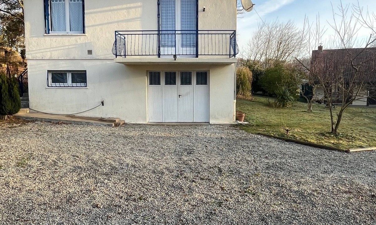 St Georges la Pouge Villa | Country getaway